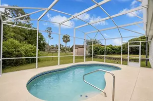 685 Malaga, Deltona, FL 32725 - Photo 5
