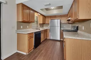 552 S Annapolis Dr, Deltona, FL 32725 - Photo 9