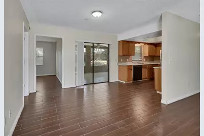 552 S Annapolis Drive, Deltona, FL 32725 - Photo 7