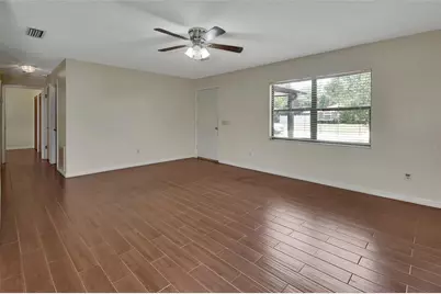 552 S Annapolis Drive, Deltona, FL 32725 - Photo 5