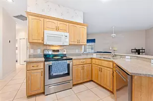 28 Cedar Point Dr, Palm Coast, FL 32164 - Photo 5