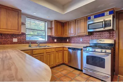 202 Sandspur Lane, Deland, FL 32724 - Photo 9