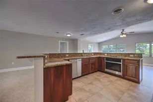 321 Huntington Dr, Deland, FL 32724 - Photo 9