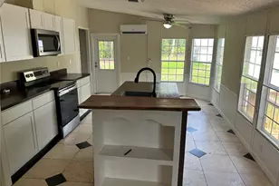 2585 Vista Park Dr, Deland, FL 32724 - Photo 15