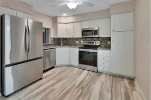 2919 Revere Pl, Deland, FL 32720 - Photo 9