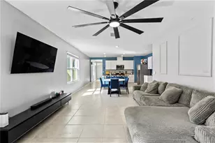 407 Pelham Park Dr, Deland, FL 32720 - Photo 11