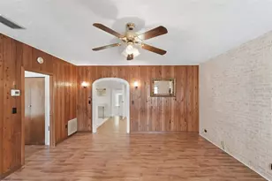 2101 E Grant Ave, Orlando, FL 32806 - Photo 17