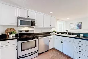 1148 N Grandview St, Mount Dora, FL 32757 - Photo 17