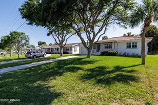 2825 Gladys Terrace, Daytona Beach, FL 32118 - Photo 31