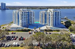 935 N Halifax Ave, Daytona Beach, FL 32118 - Photo 31