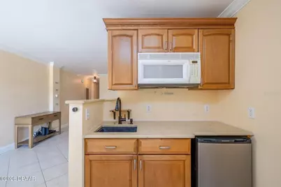 935 S Atlantic Avenue #203, Daytona Beach, FL 32118 - Photo 9
