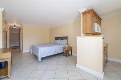 935 S Atlantic Avenue #203, Daytona Beach, FL 32118 - Photo 7