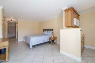 935 S Atlantic Ave, Daytona Beach, FL 32118 - Photo 7