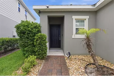 1537 Chelsea Manor Circle, Deland, FL 32724 - Photo 3