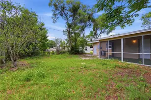 899 Horizon St, Deltona, FL 32725 - Photo 23