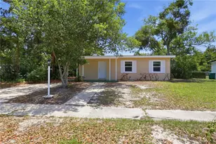 899 Horizon St, Deltona, FL 32725 - Photo 3