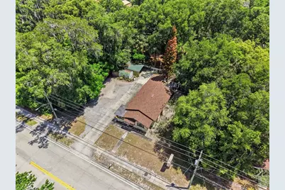 718 E New York Avenue, Deland, FL 32724 - Photo 35