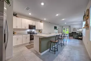 372 Pelham Park Dr, Deland, FL 32720 - Photo 5