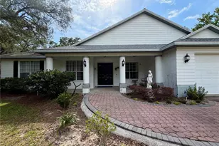 18749 Lansford Dr, Hudson, FL 34667 - Photo 9