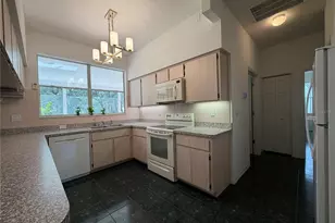 18749 Lansford Dr, Hudson, FL 34667 - Photo 15