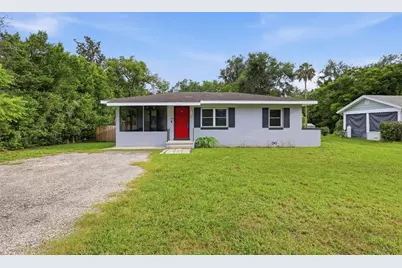 320 W Graves Avenue, Orange City, FL 32763 - Photo 1