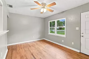 320 W Graves Ave, Orange City, FL 32763 - Photo 7