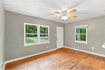 320 W Graves Avenue, Orange City, FL 32763 - Photo 9