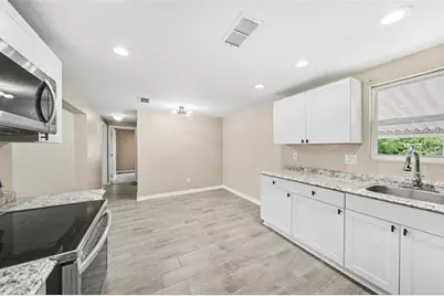 701 E Woodland Street, Bunnell, FL 32110 - Photo 13