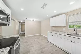 701 E Woodland St, Bunnell, FL 32110 - Photo 13