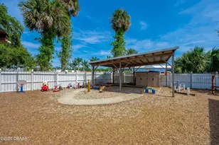 510 Dunlawton Ave, Port Orange, FL 32127 - Photo 3