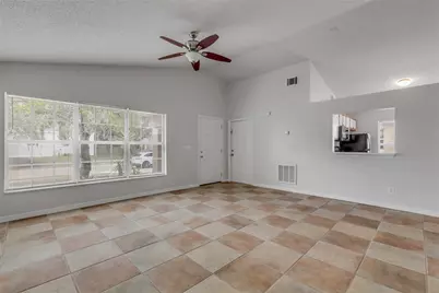5546 Regal Oak Circle, Orlando, FL 32810 - Photo 5