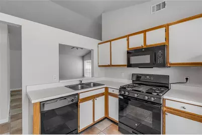 5546 Regal Oak Circle, Orlando, FL 32810 - Photo 9