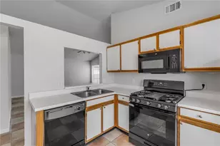5546 Regal Oak Cir, Orlando, FL 32810 - Photo 9
