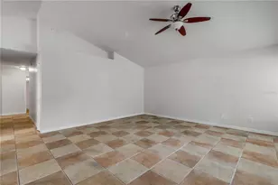 5546 Regal Oak Cir, Orlando, FL 32810 - Photo 7