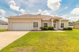 8 Lamoyne Ln, Palm Coast, FL 32137 - Photo 1