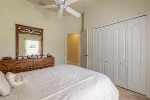 8 Lamoyne Ln, Palm Coast, FL 32137 - Photo 17