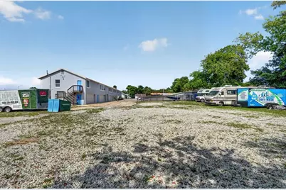 468 Ridgewood Avenue, Daytona Beach, FL 32117 - Photo 5
