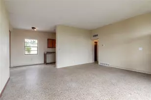 100 Carolyn Terrace, Daytona Beach, FL 32118 - Photo 5