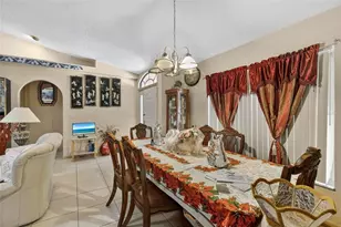 212 65th Ave Dr W, Bradenton, FL 34207 - Photo 3