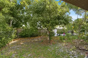 212 65th Ave Dr W, Bradenton, FL 34207 - Photo 23