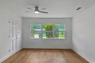 1507 NE 12th Ter, Gainesville, FL 32601 - Photo 17