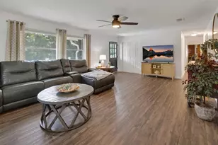 280 W Virginia Ave, Deland, FL 32720 - Photo 11