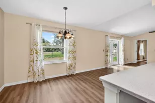 2127 King Richards Ct, Orange City, FL 32763 - Photo 9