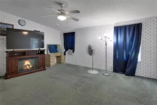 38846 Forest Dr, Eustis, FL 32736 - Photo 15