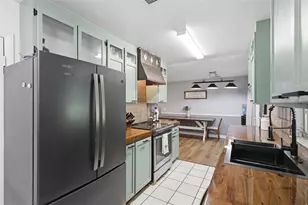 2280 Spring Hollow Dr, Orange City, FL 32763 - Photo 9