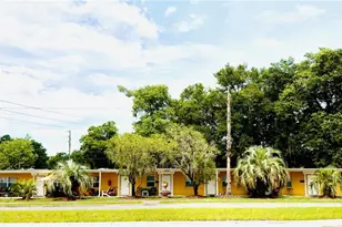 4851 US Hwy 17 Hwy, De Leon Springs, FL 32130 - Photo 1