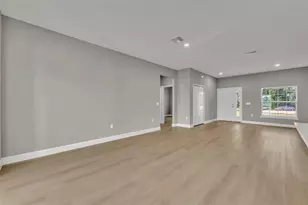 814 Price Ct, Deltona, FL 32738 - Photo 13