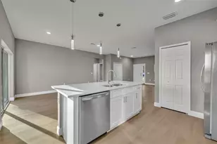 814 Price Ct, Deltona, FL 32738 - Photo 17