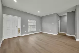 814 Price Ct, Deltona, FL 32738 - Photo 7