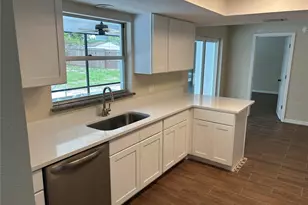 1584 Bavon Dr, Deltona, FL 32725 - Photo 11